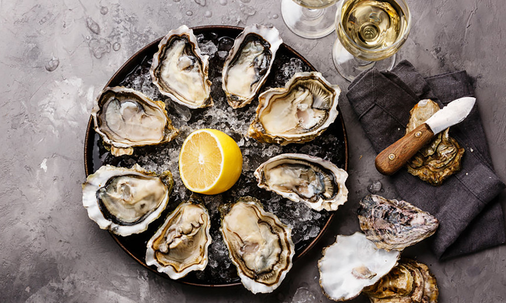 Top Tips For Pairing Oysters & Champagne | Daily Addict