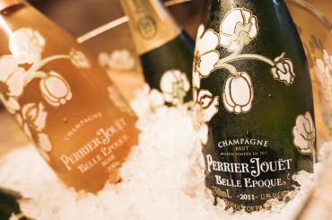 Sofitel Sydney Darling Harbour pops the big bubbles for World Champagne Day