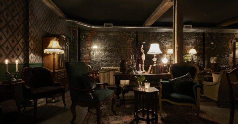 Speakesy bar, Mills Place Merchants opens in Melbourne CBD….a trip down a cobblestone road