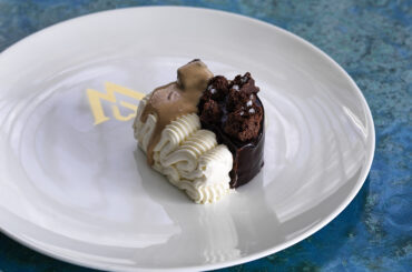 Calling All Chocolate Lovers: Whittaker’s & Icebergs Launch a New Summer Chocolate Menu in Bondi!