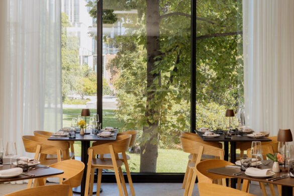 Crowne Plaza Melbourne Carlton Dining 2